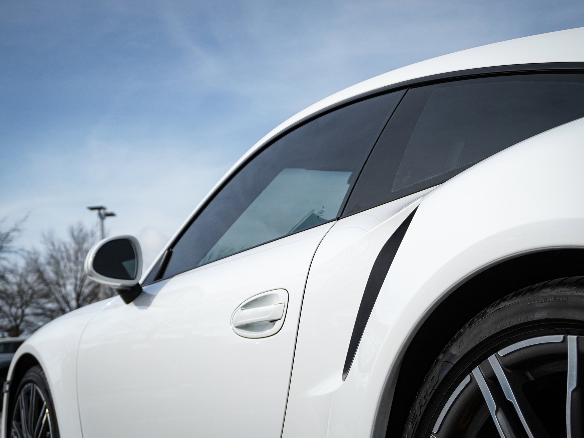 2014 Porsche 911 Turbo S photo 5