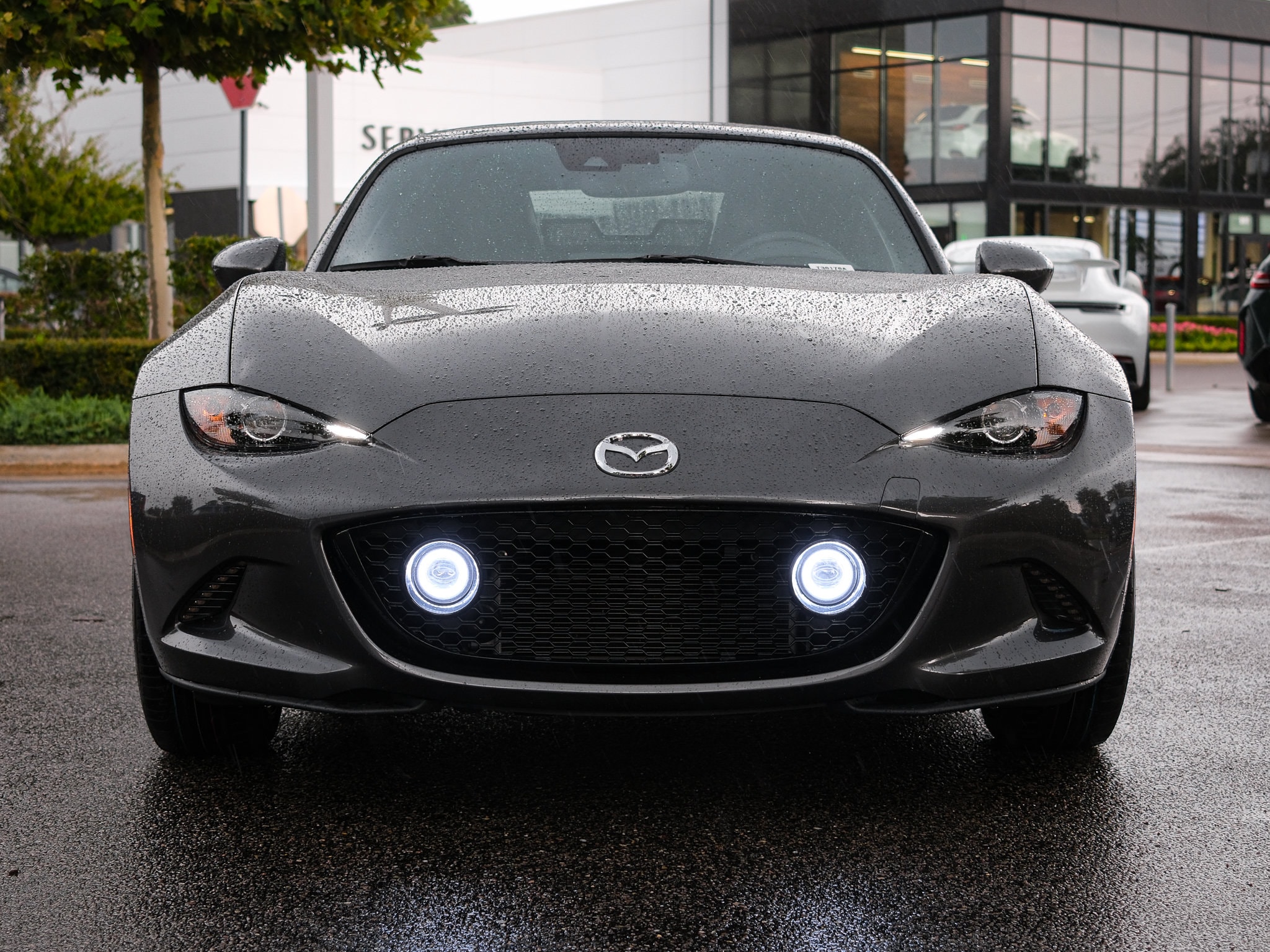 Mazda MX-5 Miata Grand Touring