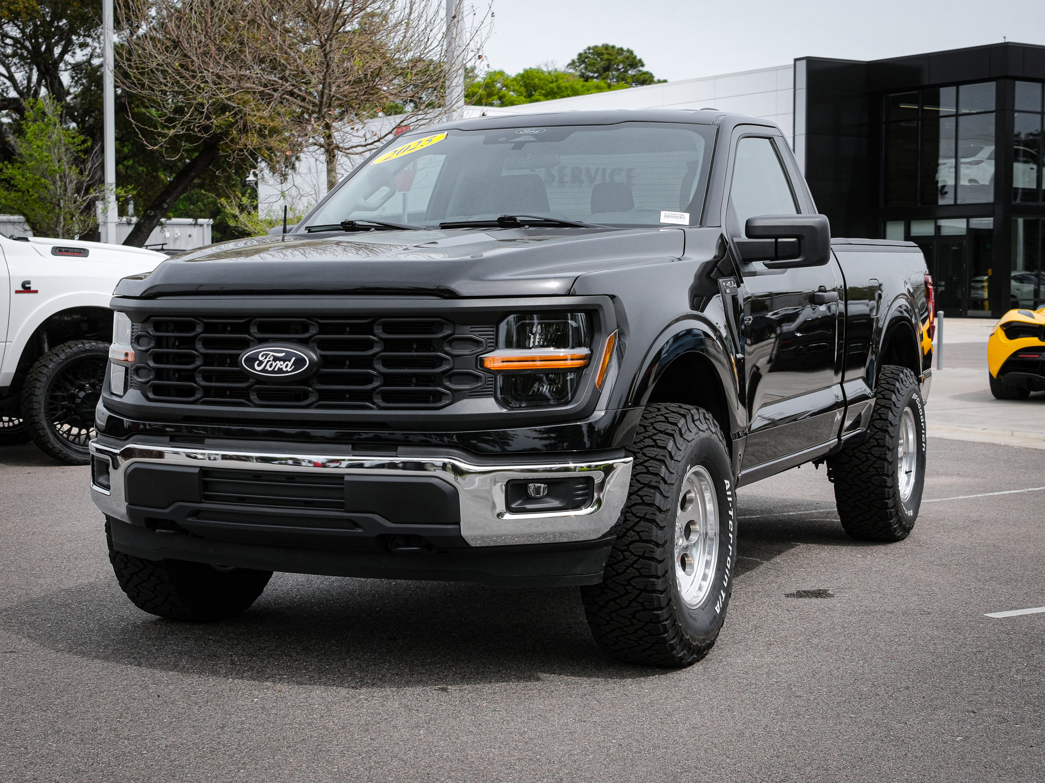2025 Ford F-150 XL photo 2