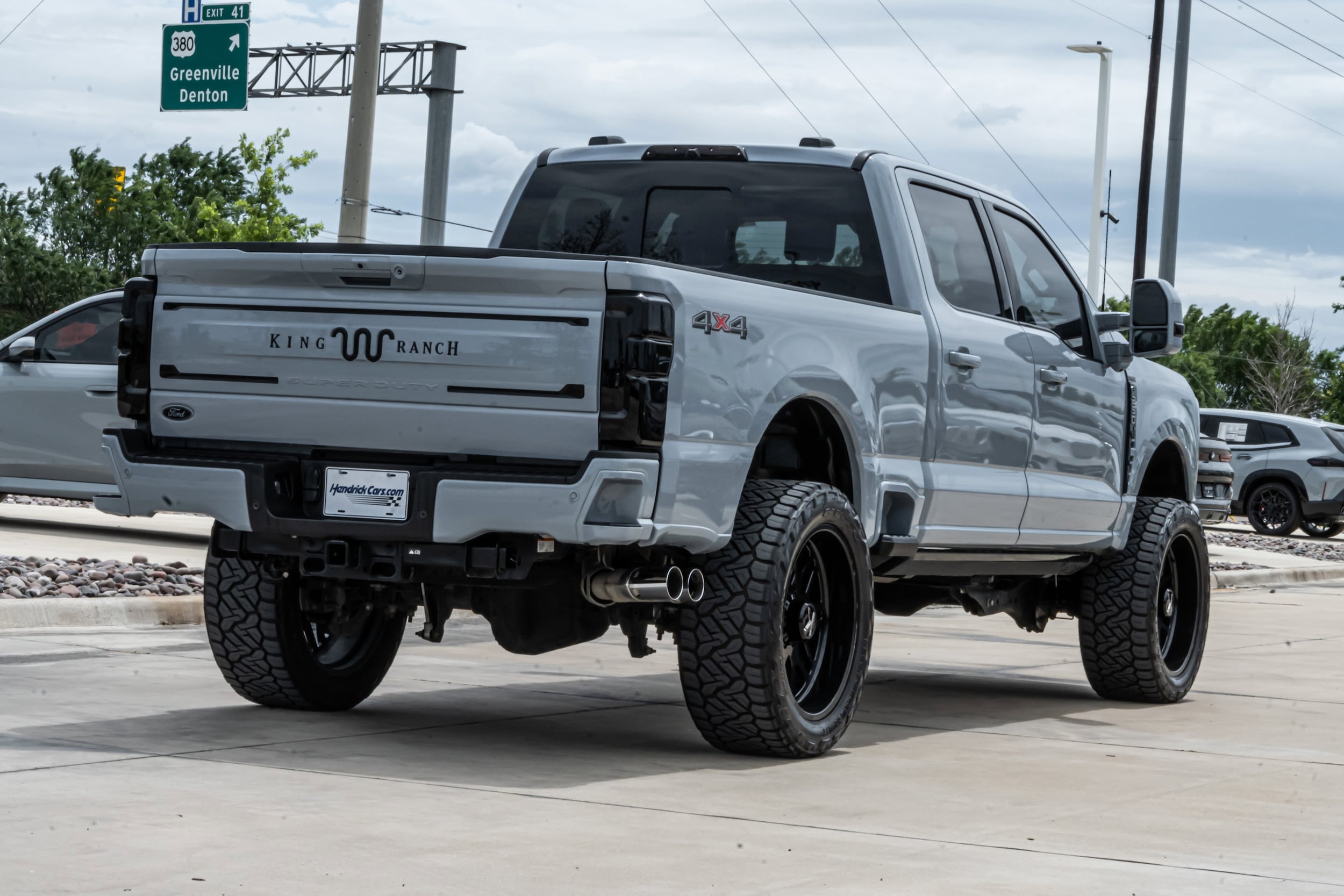 2025 Ford Super Duty F-250 SRW King Ranch photo 3