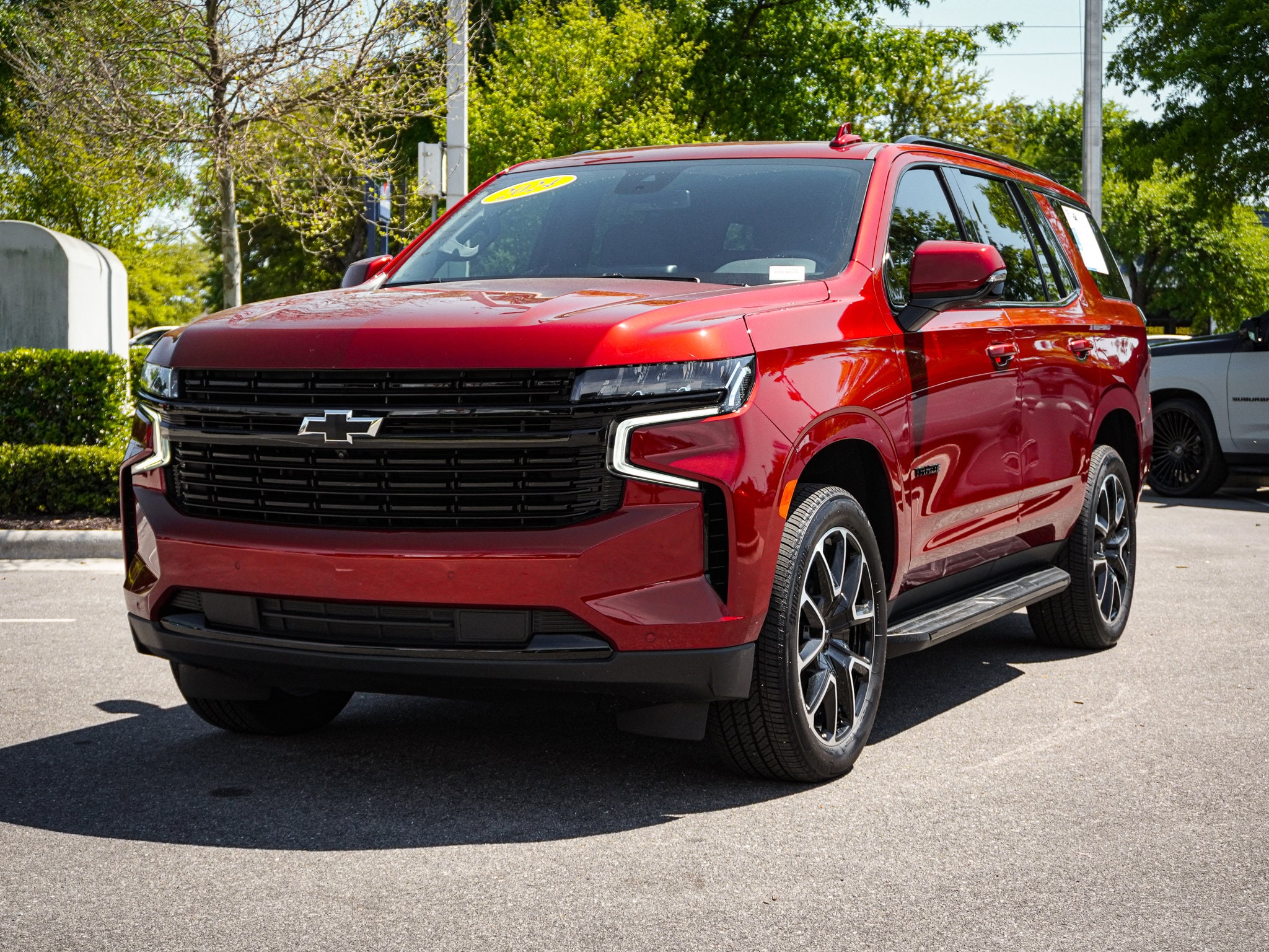 2024 Chevrolet Tahoe RST photo 2
