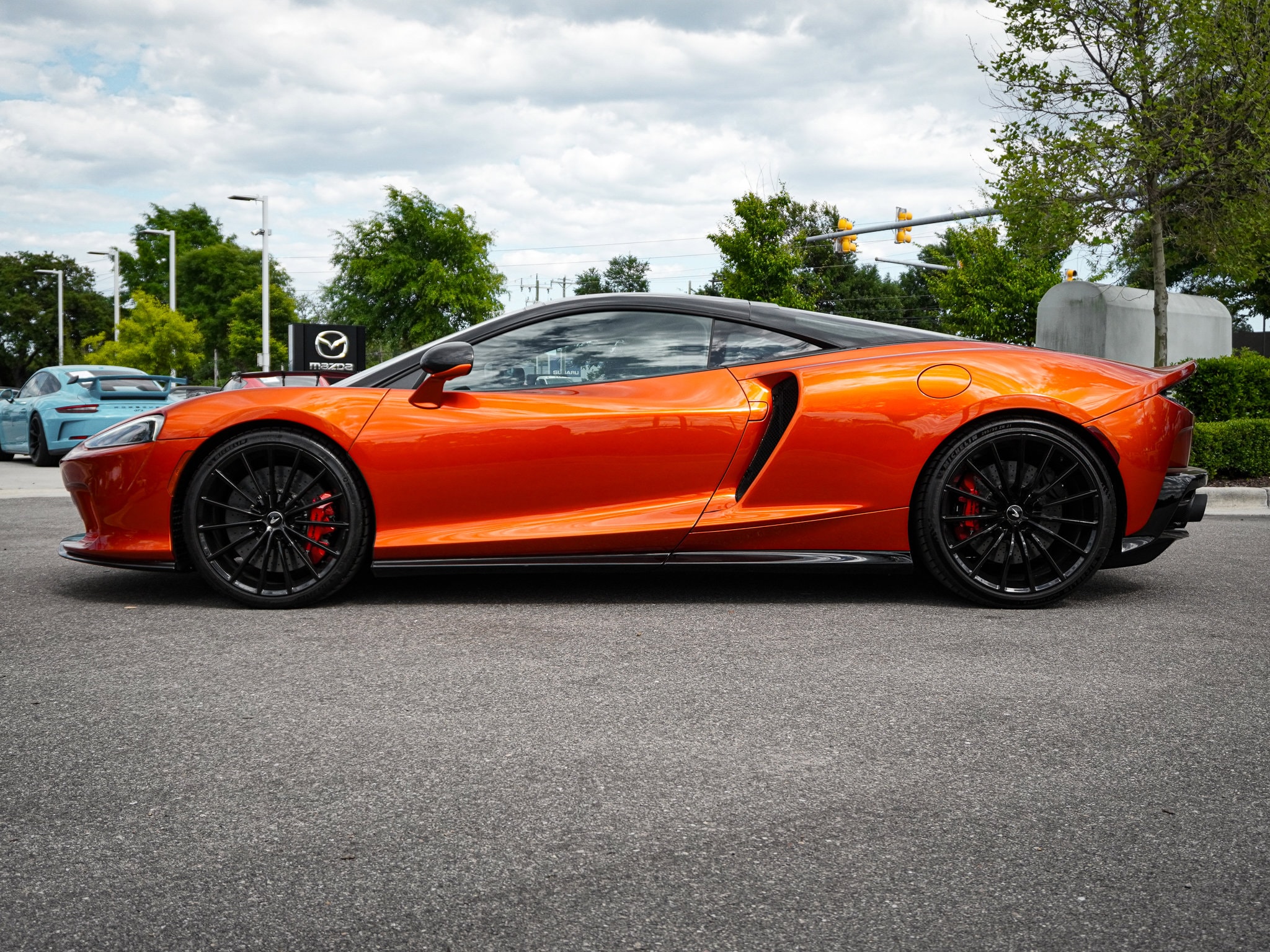 2022 Mclaren GT photo 6