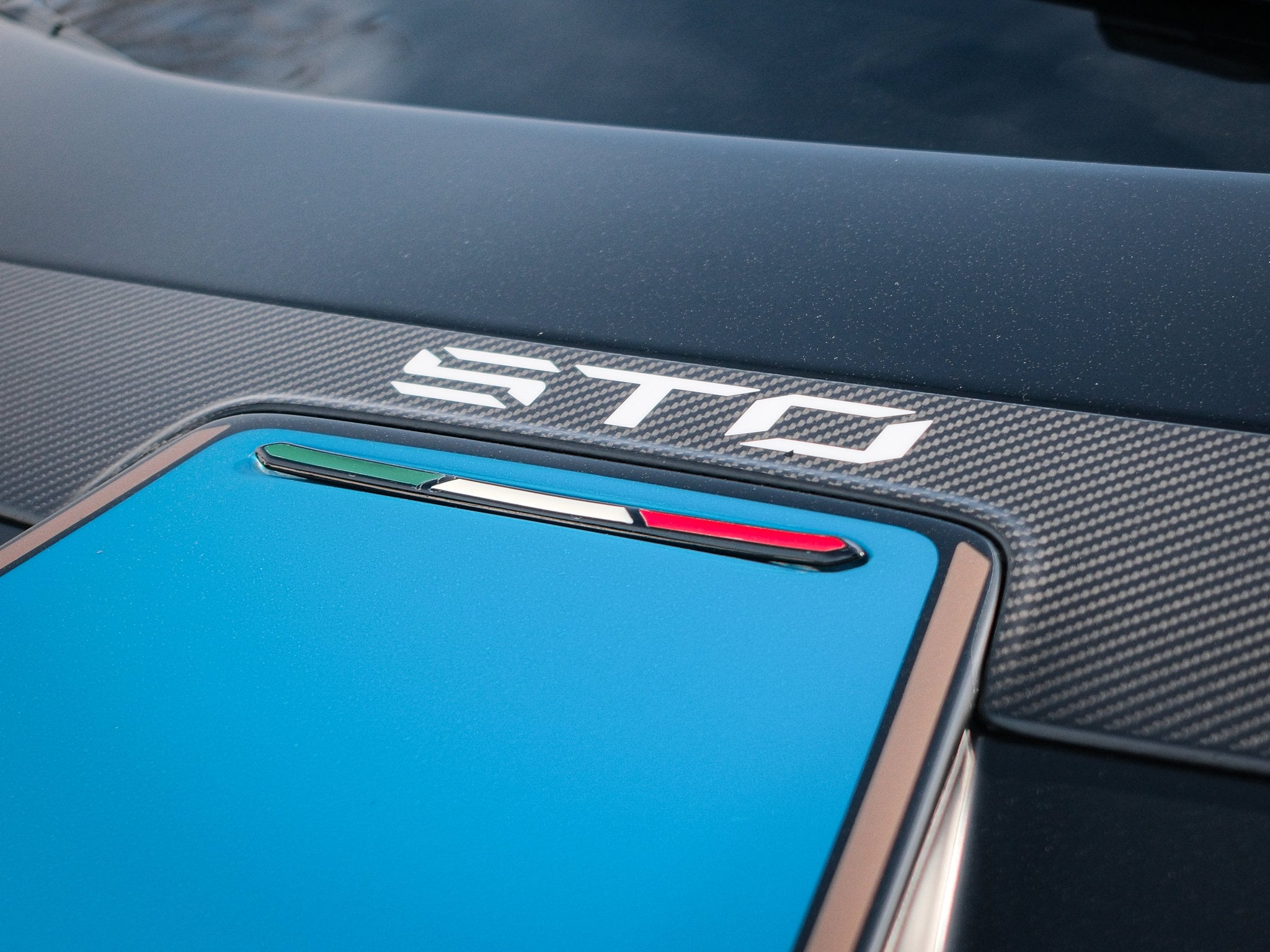 2022 Lamborghini Huracan STO photo 4