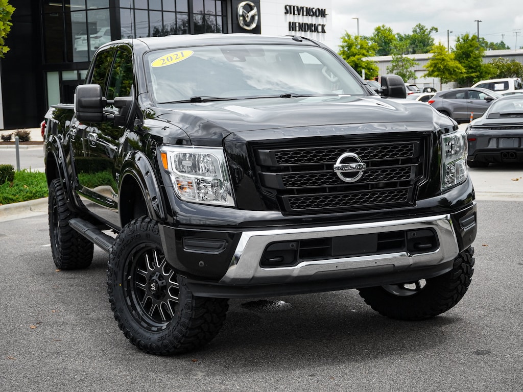 Used 2021 Nissan Titan SV Pickup