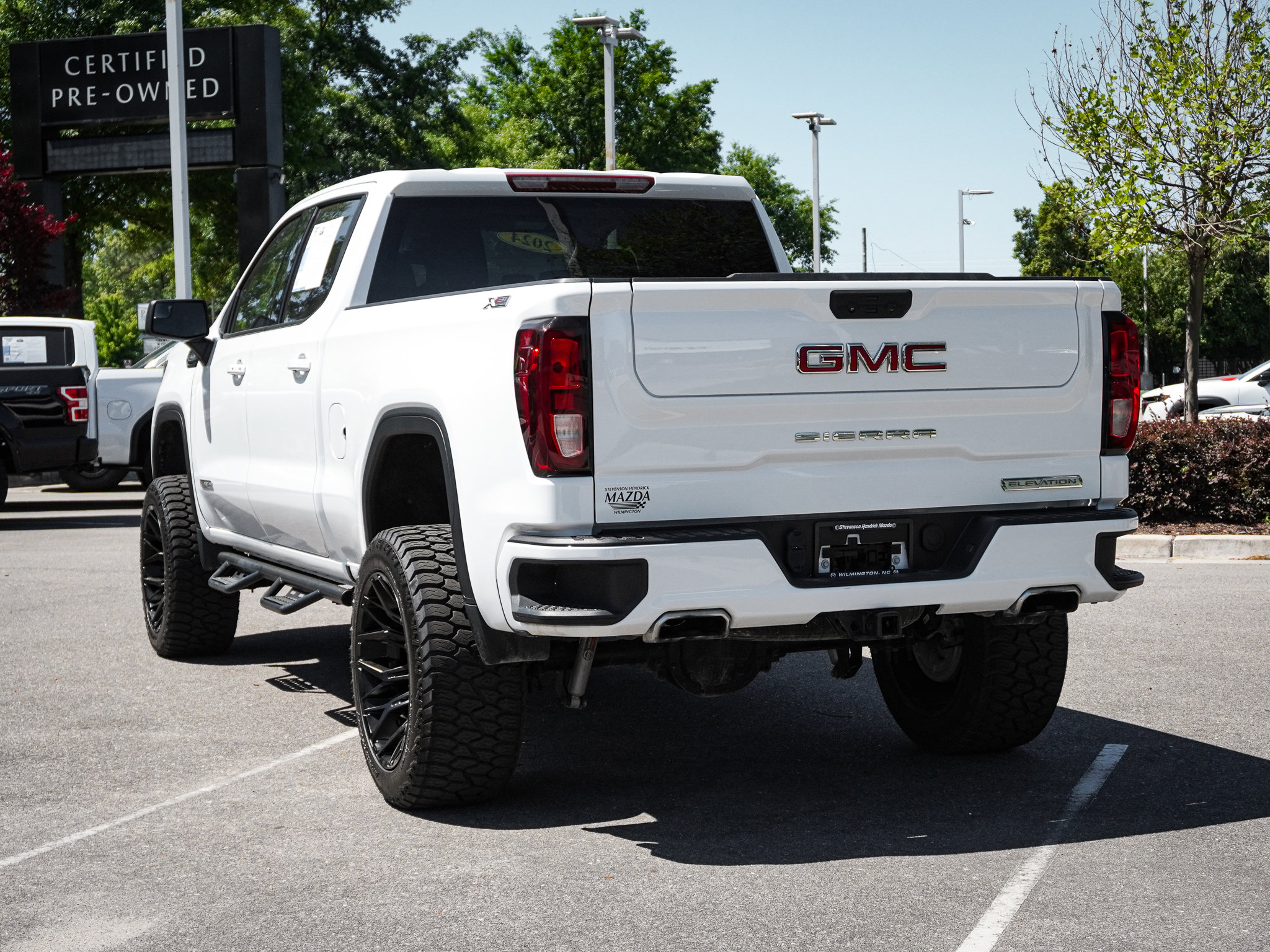 2024 GMC Sierra 1500 Elevation photo 4