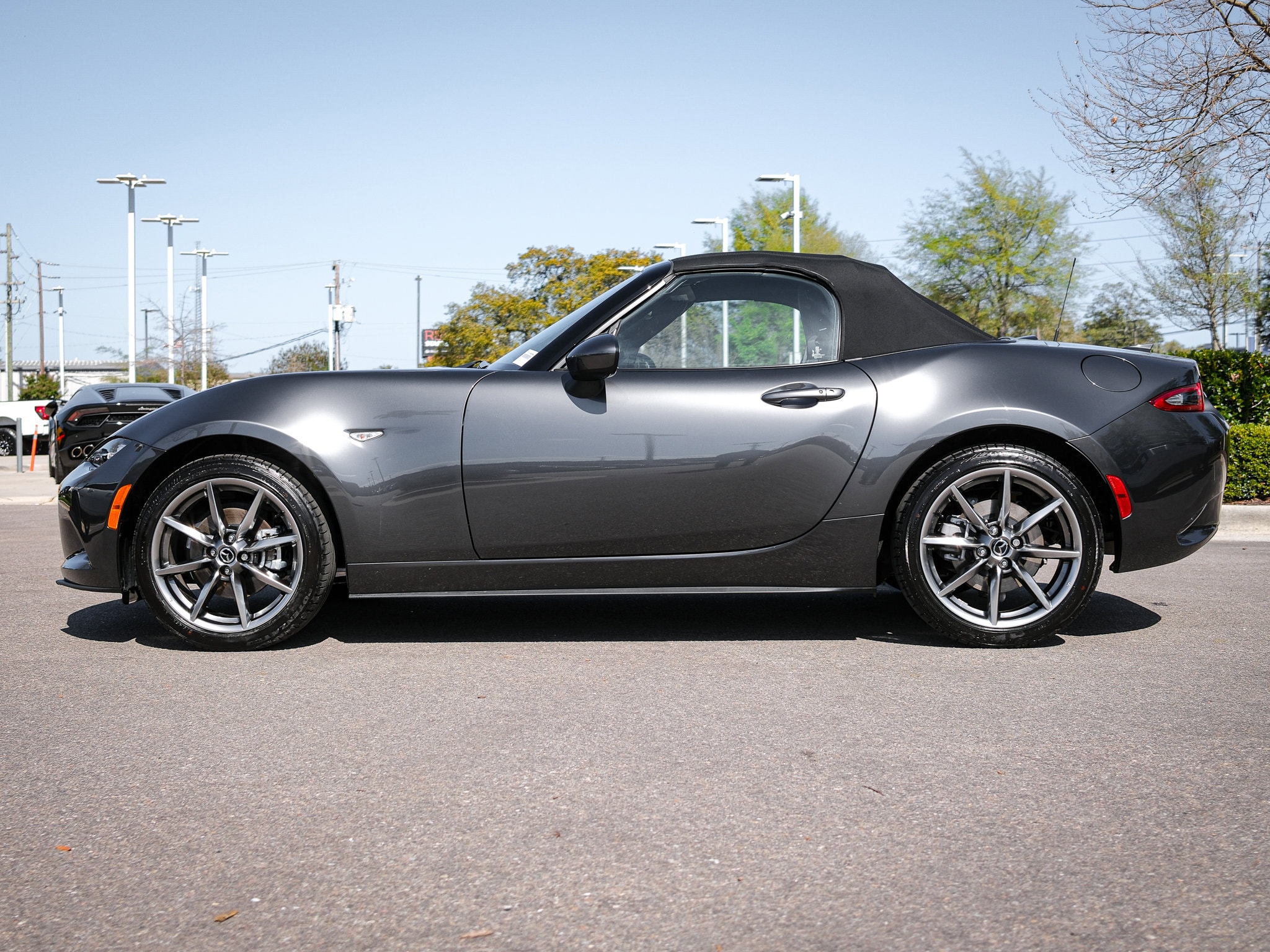 2023 Mazda MX-5 Miata Grand Touring photo 3