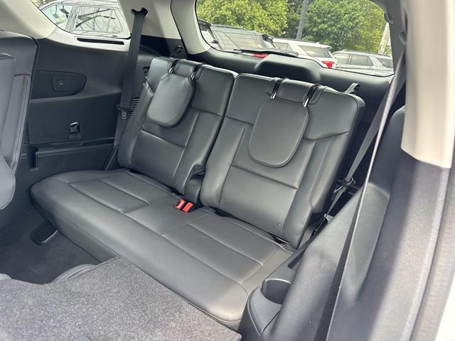 2025 Ford Explorer Active - Photo 10