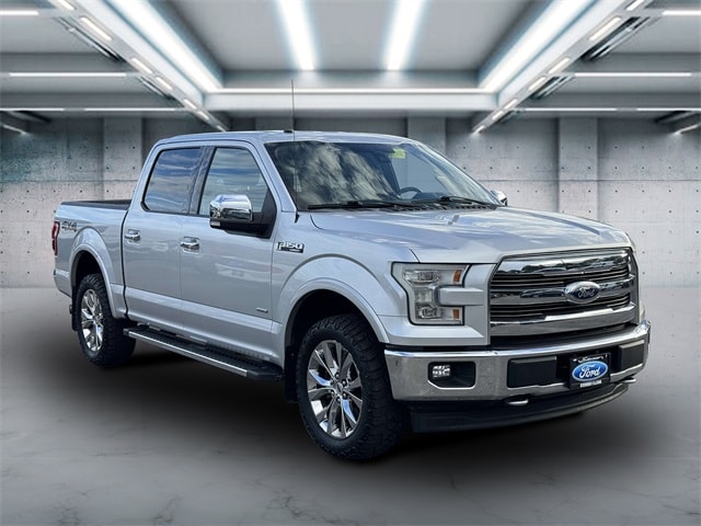 Used 2017 Ford F-150 Lariat with VIN 1FTEW1EP1HFC75451 for sale in Patchogue, NY