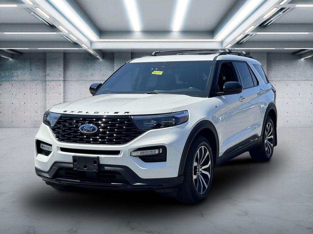 2022 Ford Explorer ST-Line SUV