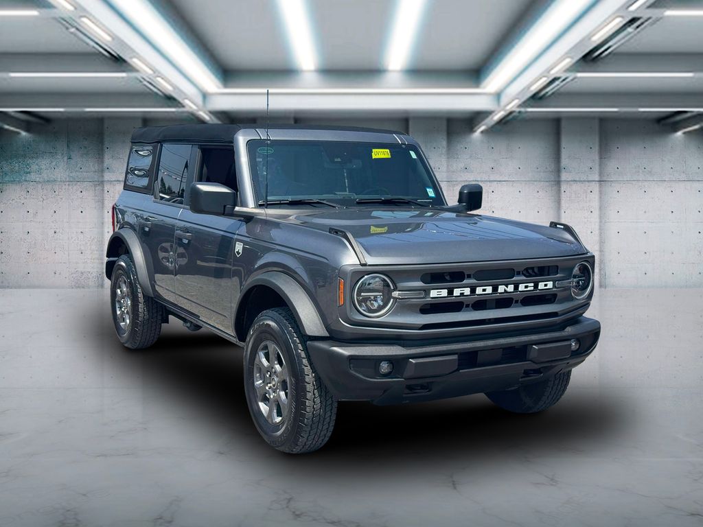 2023 Ford Bronco Big Bend photo 2