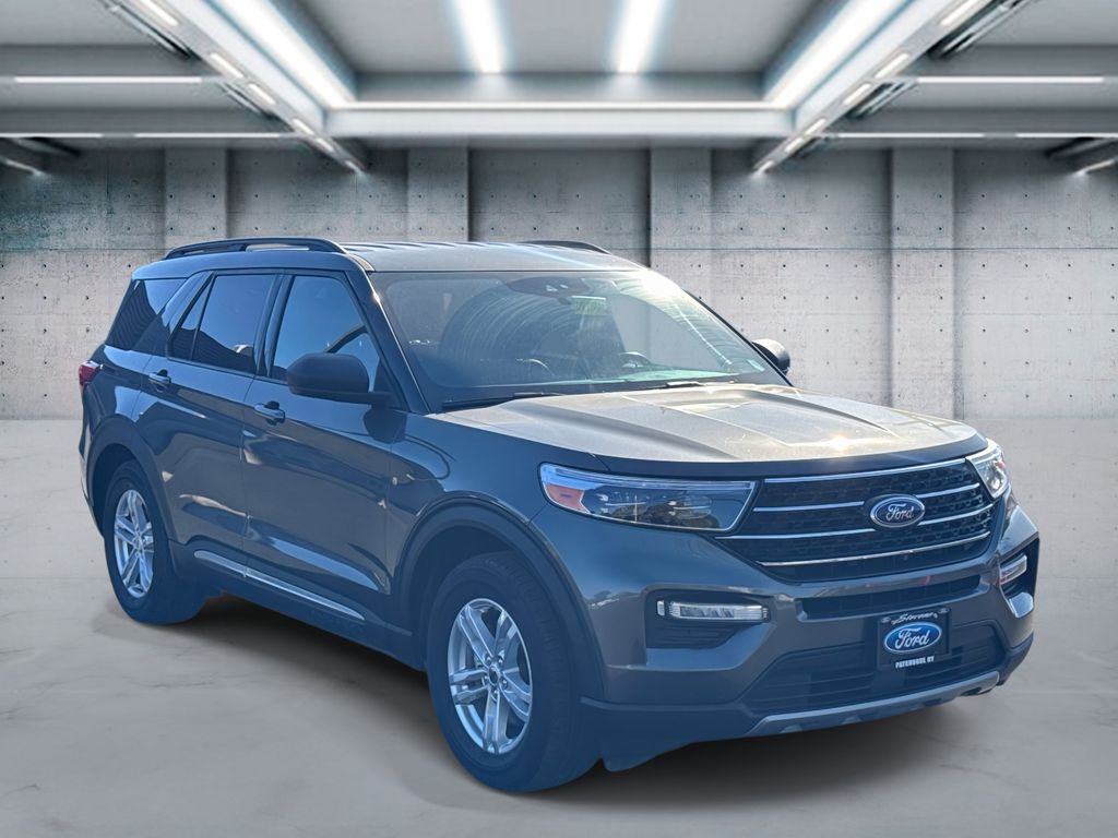 2020 Ford Explorer XLT photo 3