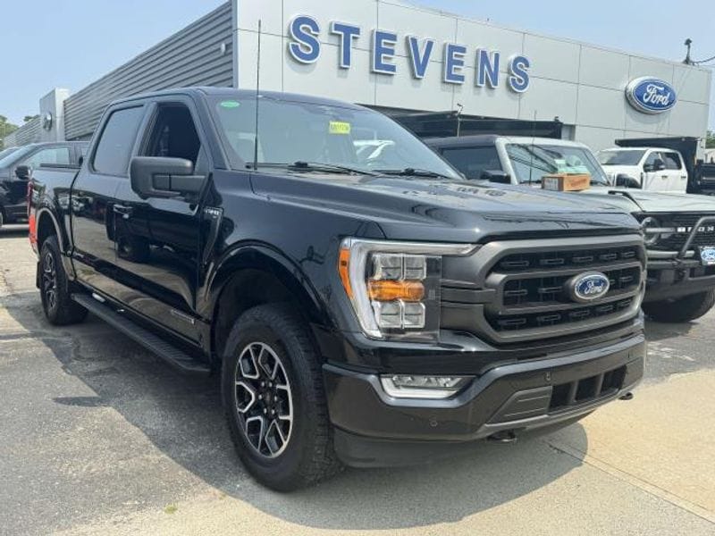 Used 2023 Ford F-150 XLT with VIN 1FTFW1EDXPFC80303 for sale in Patchogue, NY
