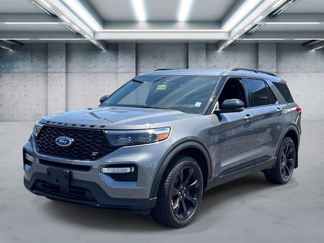 2023 Ford Explorer ST 4WD's photo