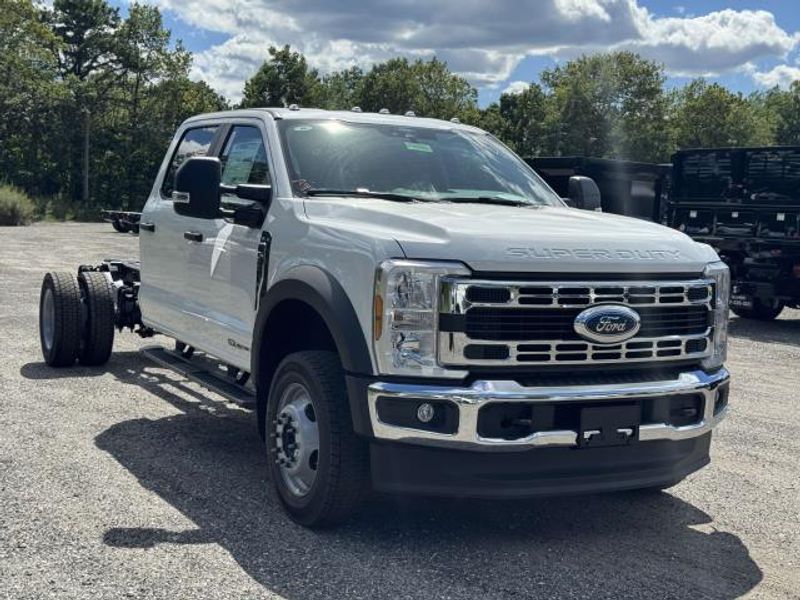 2026 Ford F-550 XL photo 2