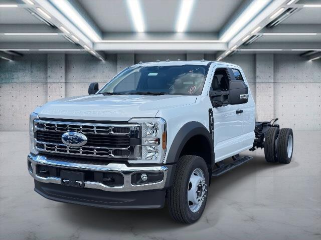 2026 Ford F-550 Super Duty Chassis Cab XL's photo