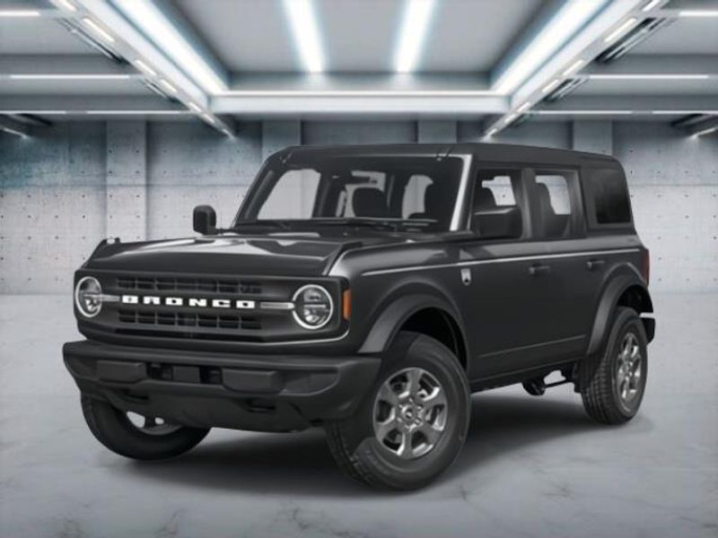 2025 Ford Bronco 4-Door Big Bend's photo