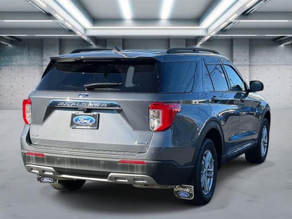 Used 2022 Ford Explorer XLT SUV
