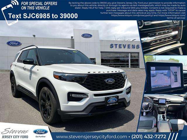 2022 Ford Explorer ST-LINE's photo