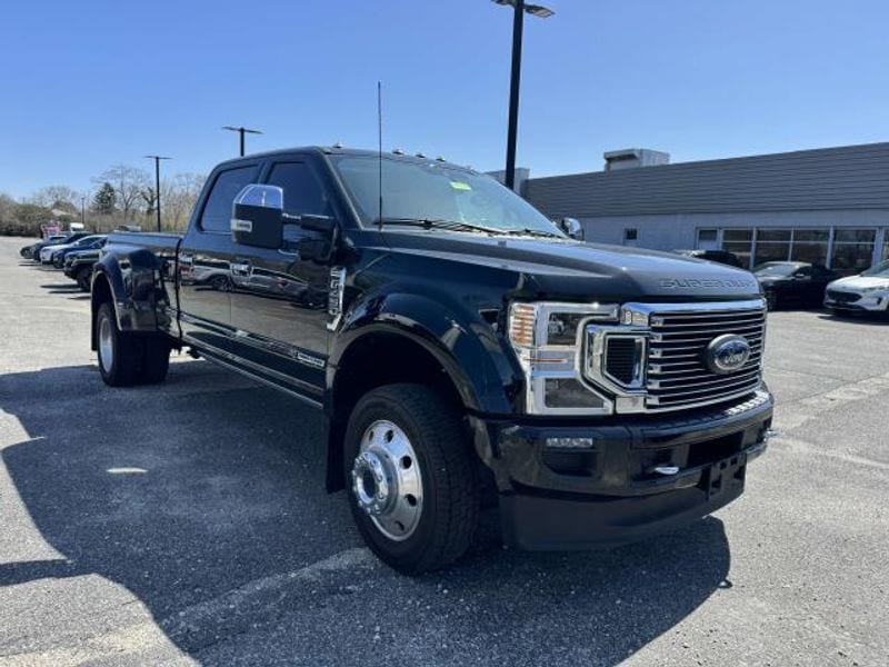 Used 2022 Ford F-450 Super Duty Platinum with VIN 1FT8W4DT1NEF49360 for sale in Patchogue, NY