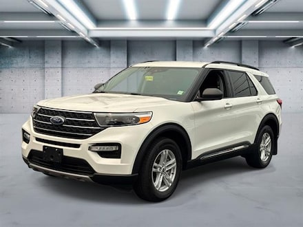 2023 Ford Explorer XLT SUV