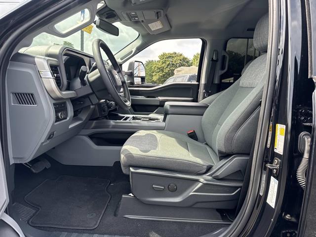 2024 Ford F-350 Super Duty XLT - Photo 7