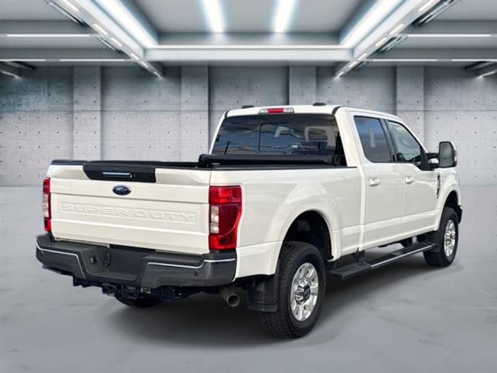 Used 2022 Ford F-250 Super Duty Lariat Crew Cab