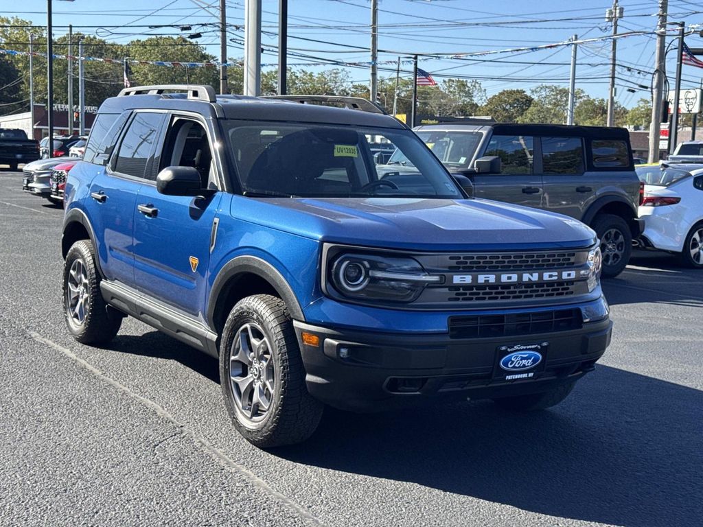 2023 Ford Bronco Sport Badlands photo 2
