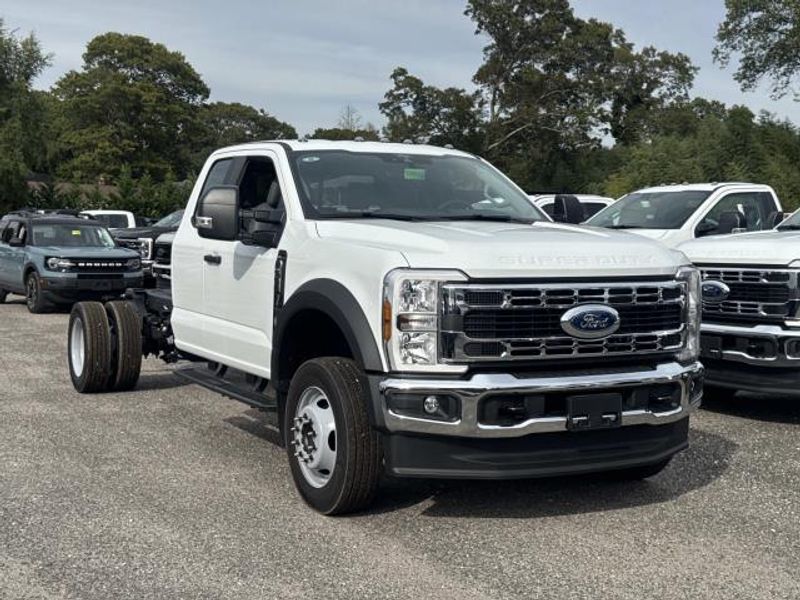 2026 Ford F-550 XL photo 2