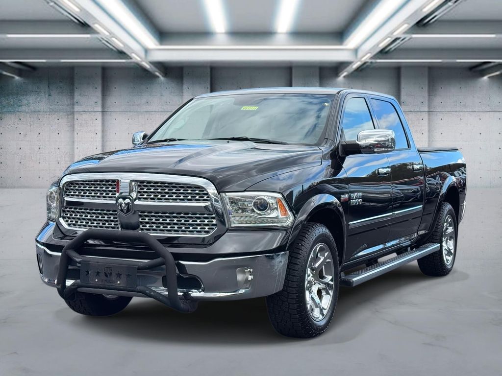 2017 RAM Ram 1500 Pickup Laramie's photo