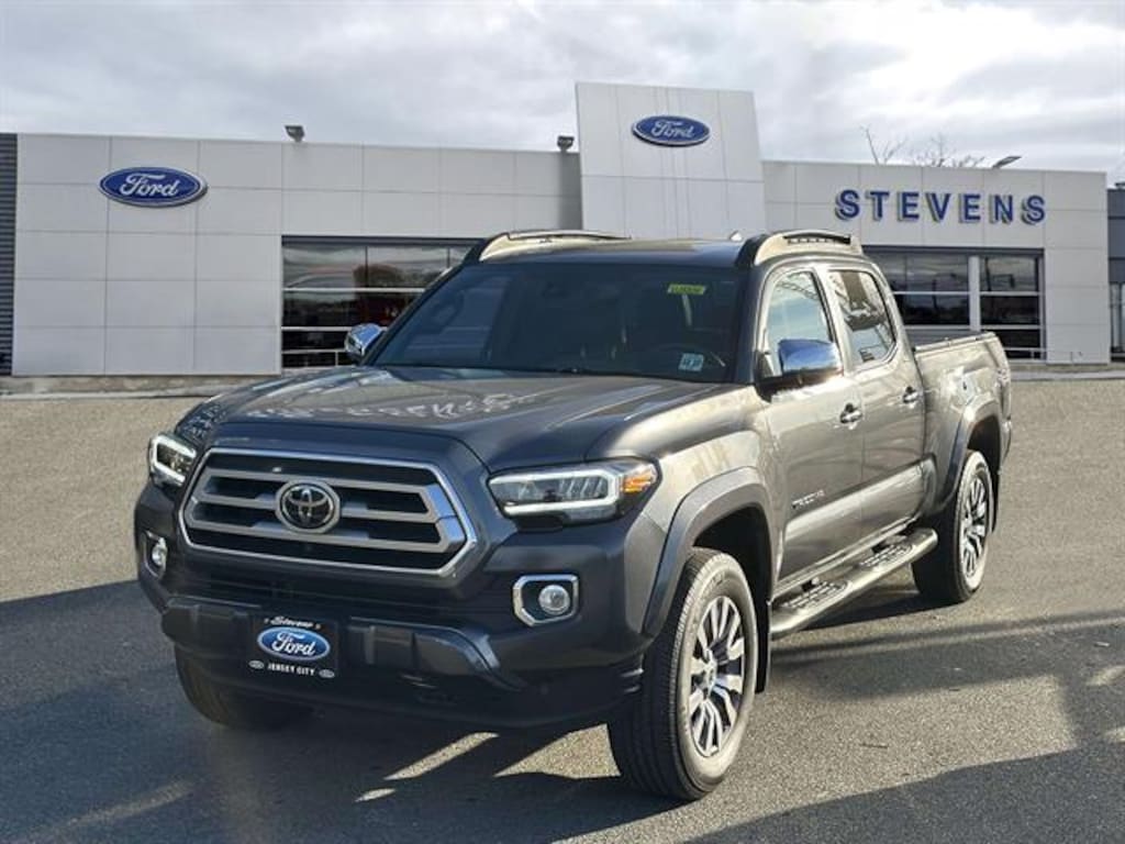 Used 2022 Toyota Tacoma 4WD Limited