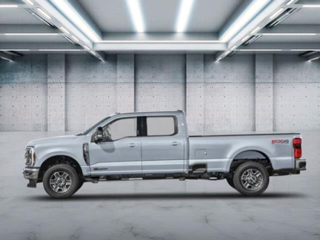 New 2026 Ford F-350 Lariat Crew Cab