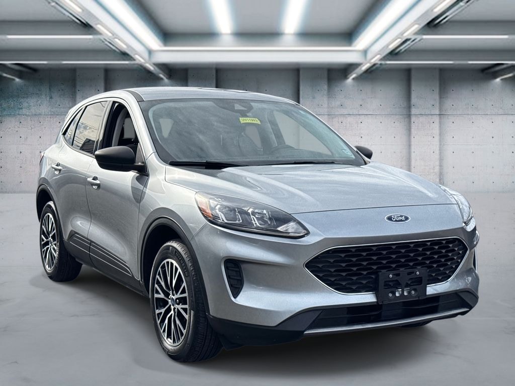 Used 2022 Ford Escape Hybrid SE Plug-In Hybrid SUV