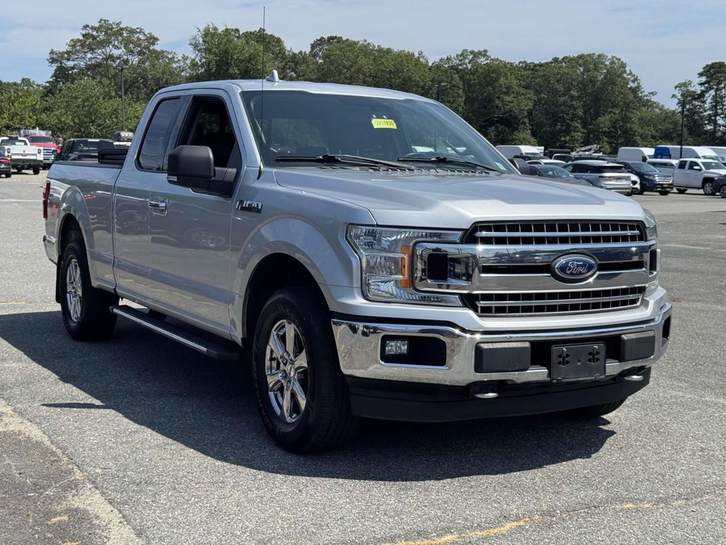 2018 Ford F-150 XLT photo 2