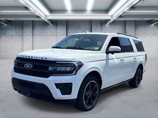2023 Ford Expedition Limited MAX 4x4's photo