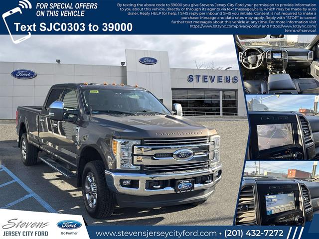 2017 Ford F-250 Super Duty Lariat's photo
