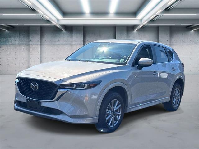 2025 Mazda CX-5 S Preferred package Auto AWD's photo