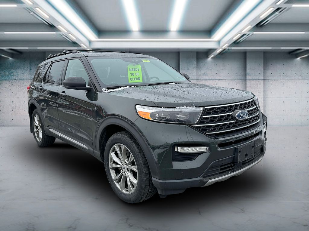 Used 2022 Ford Explorer XLT with VIN 1FMSK8DH9NGB16793 for sale in Patchogue, NY