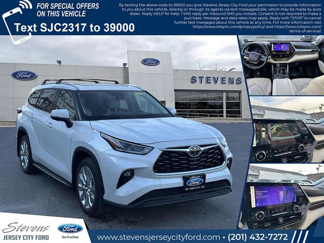 2023 Toyota Highlander L's photo