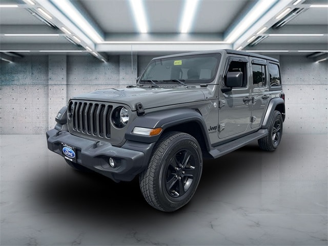 Used 2020 Jeep Wrangler Unlimited Altitude with VIN 1C4HJXDN9LW204196 for sale in Patchogue, NY