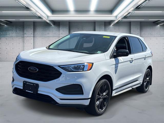 2023 Ford Edge SE AWD's photo