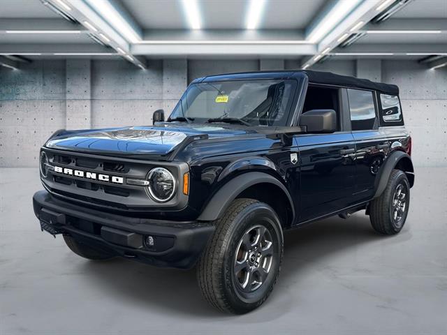 2022 Ford Bronco 4-Door Big Bend's photo