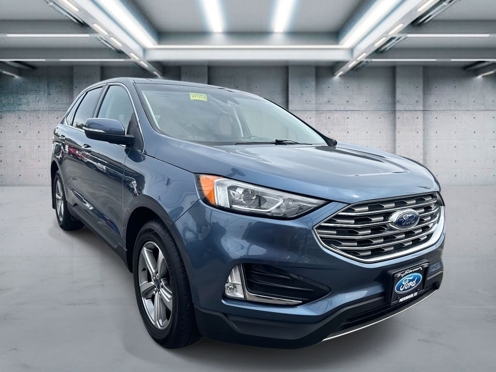 2019 Ford Edge SEL photo 4