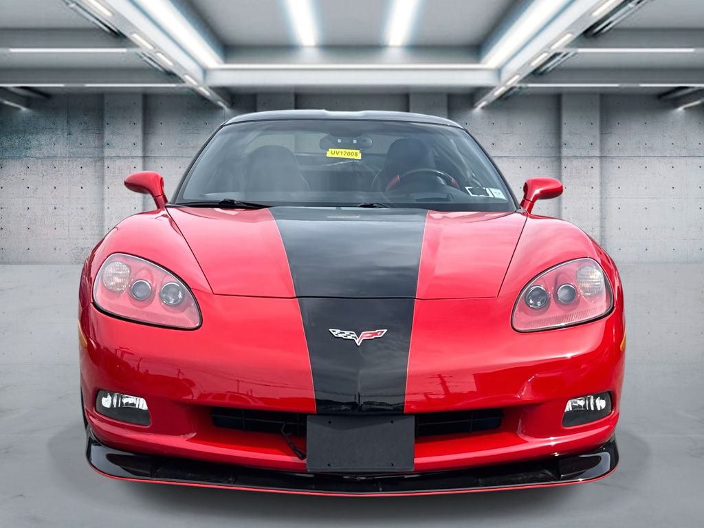 2007 Chevrolet Corvette Base Coupe photo 2