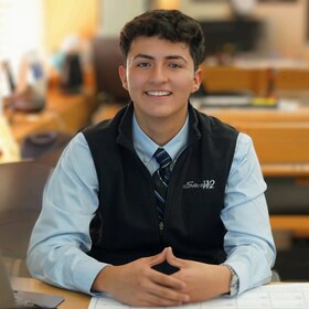 Staff member Jefferson Sorto from ID_010bc617fceb