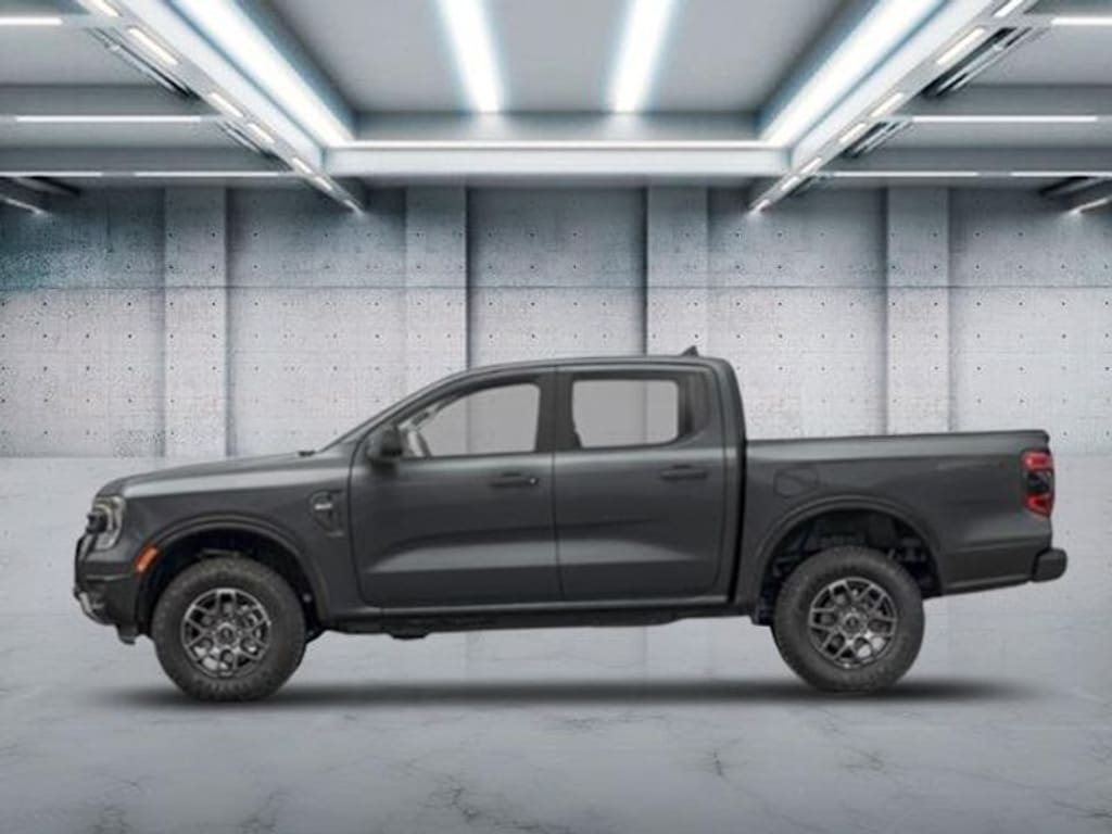 New 2025 Ford Ranger XLT SuperCrew