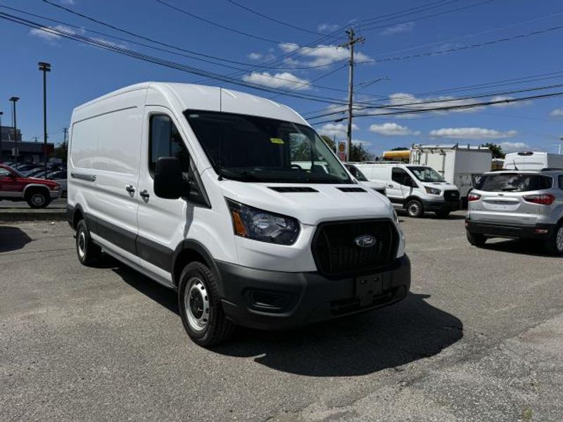 Used 2023 Ford Transit Van Base with VIN 1FTBR1C8XPKB86294 for sale in Patchogue, NY