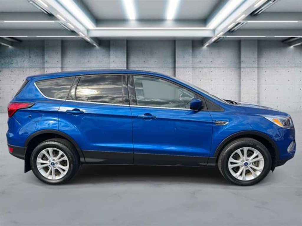 Used 2019 Ford Escape SE Sport Utility