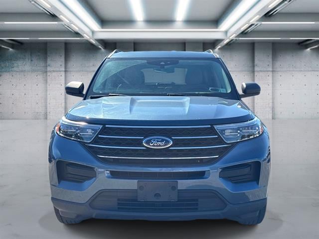 Used 2020 Ford Explorer XLT with VIN 1FMSK8DH7LGB25148 for sale in Patchogue, NY