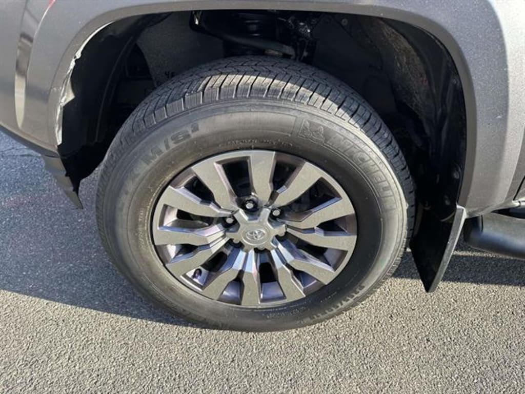 Used 2022 Toyota Tacoma 4WD Limited