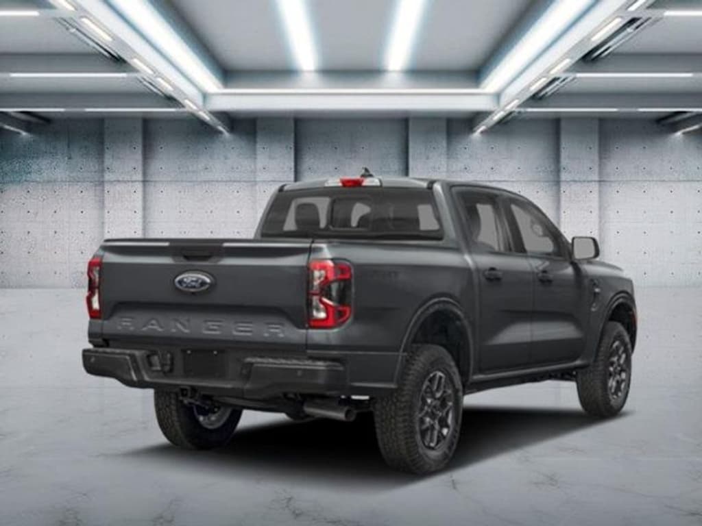 New 2025 Ford Ranger XLT SuperCrew